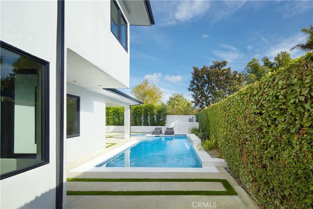 Newport Beach, California, 92660, United States, 4 Bedrooms Bedrooms, ,4 BathroomsBathrooms,Residential,For Sale,2002116