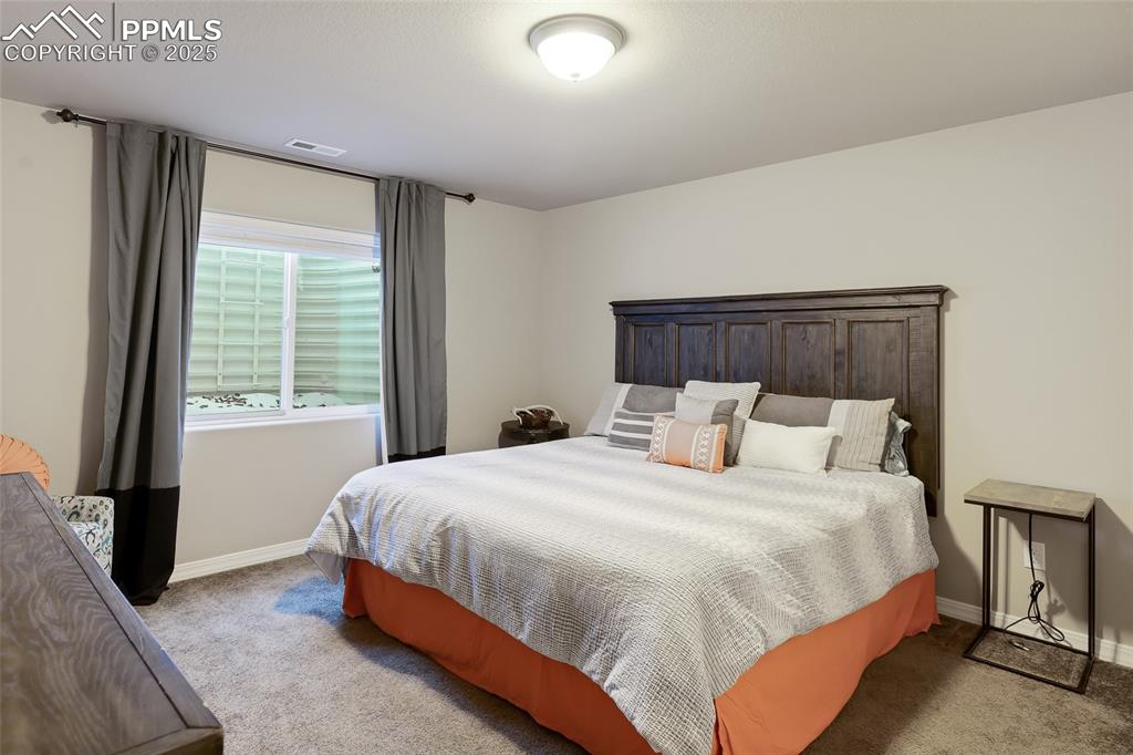 Monument, Colorado, 80132, United States, 5 Bedrooms Bedrooms, ,3 BathroomsBathrooms,Residential,For Sale,1875210