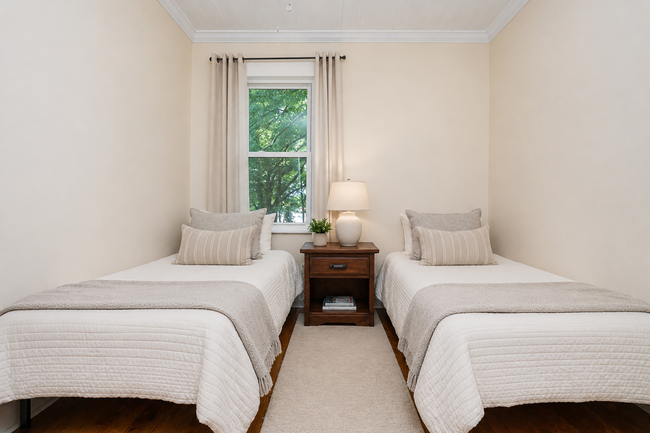  Beautifully Renovated Bungalow Located in Berkeley Park - 物件實景