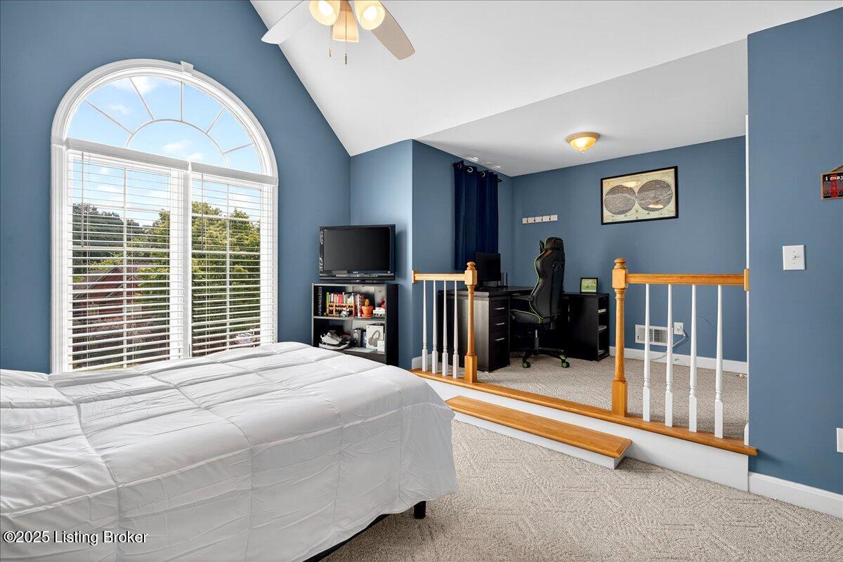 Louisville, Kentucky, 40214, United States, 4 Bedrooms Bedrooms, ,4 BathroomsBathrooms,Residential,For Sale,1911574