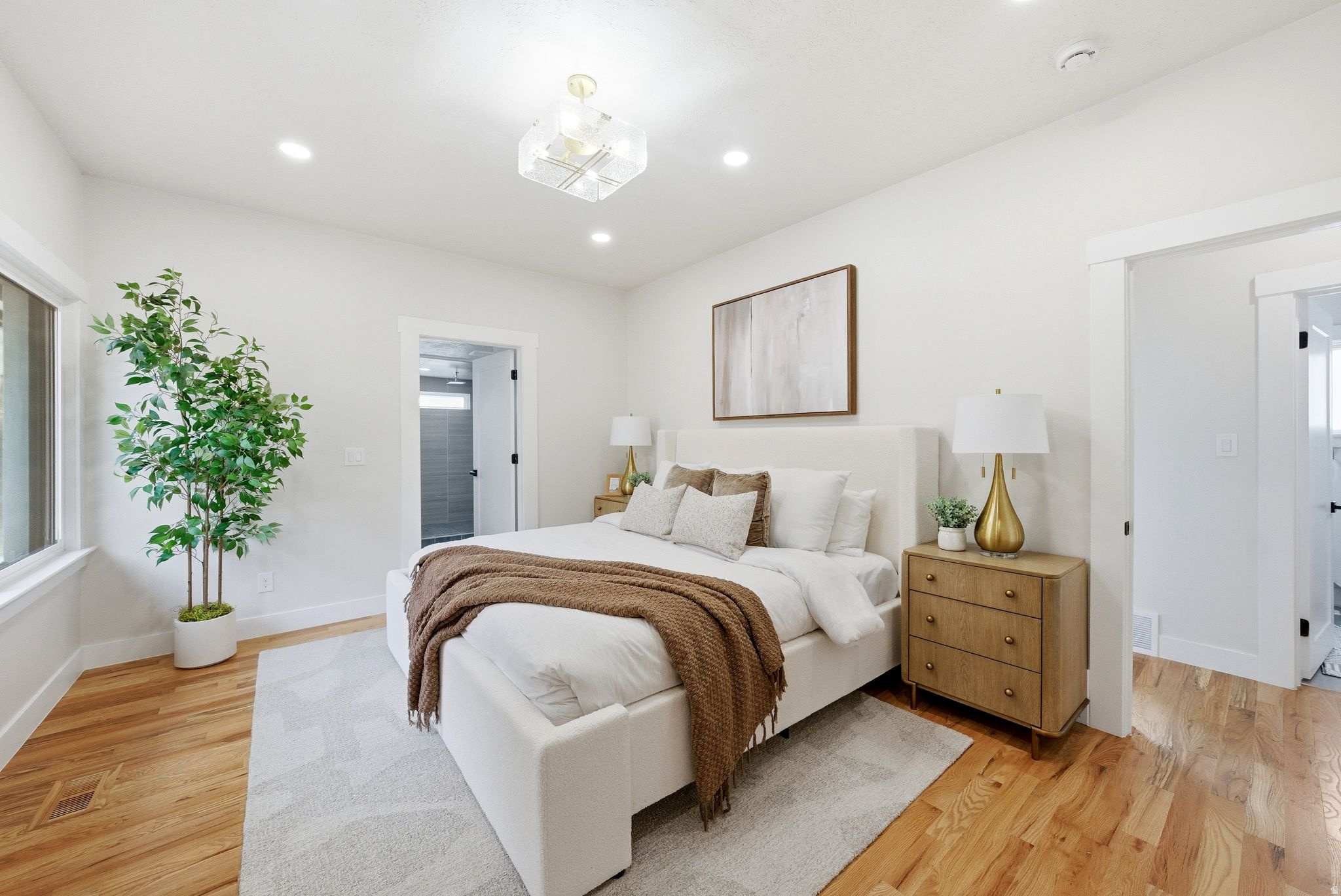 Salt Lake City, Utah, 84105, United States, 4 Bedrooms Bedrooms, ,2 BathroomsBathrooms,Residential,For Sale,2001722