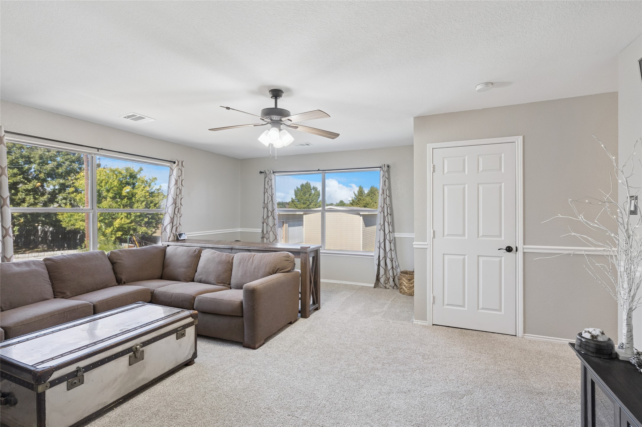 Keller, Texas, 76248, United States, 5 Bedrooms Bedrooms, ,3 BathroomsBathrooms,Residential,For Sale,1988935