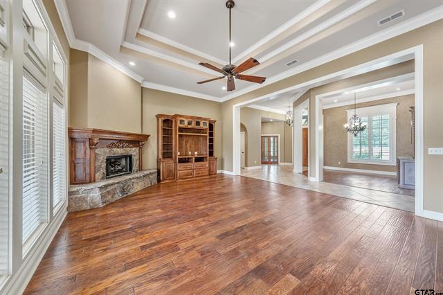 Gilmer, Texas, 75644, United States, 4 Bedrooms Bedrooms, ,4 BathroomsBathrooms,Residential,For Sale,1928060
