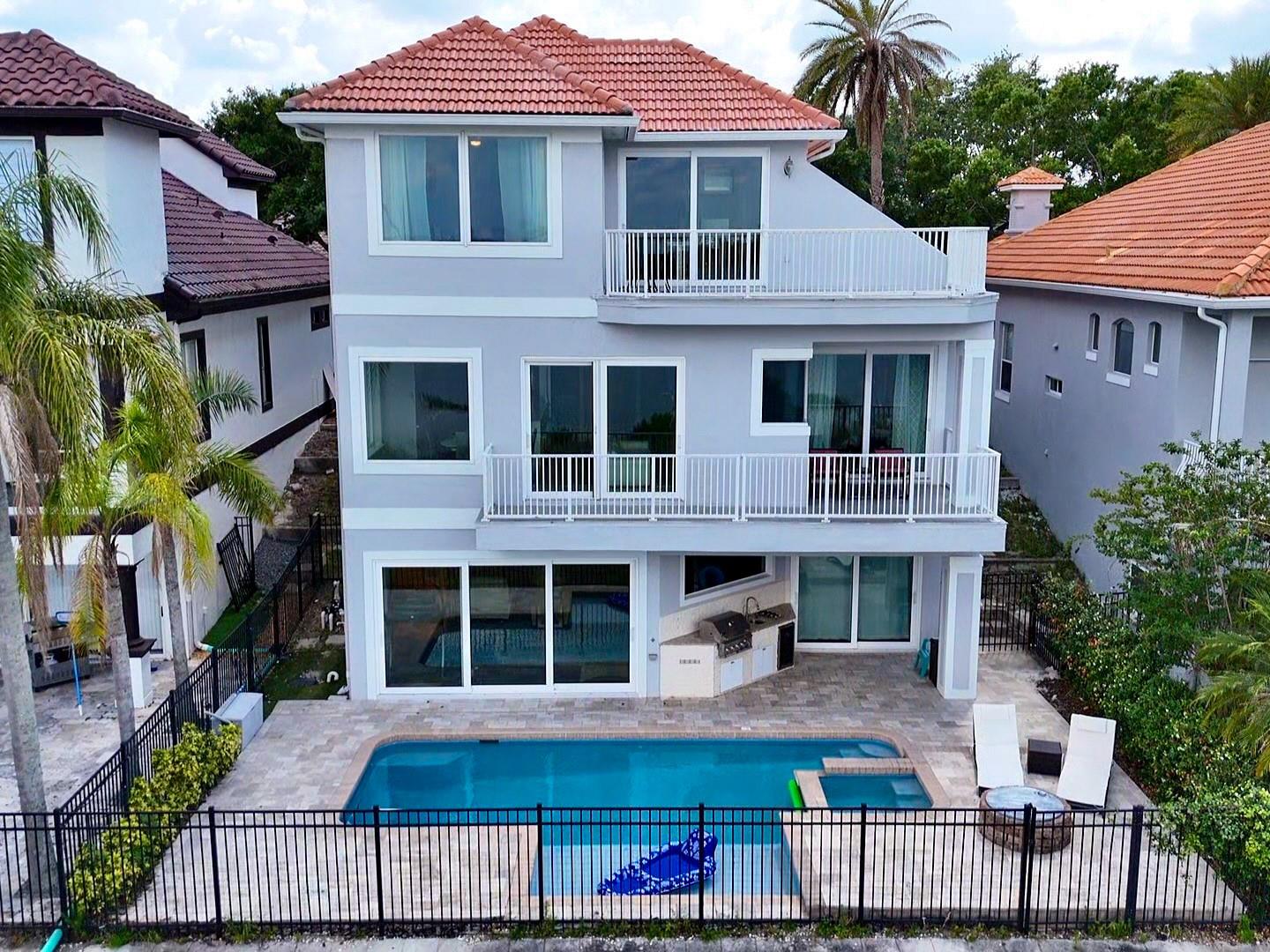 ORLANDO, Florida, 32836, United States, 5 Bedrooms Bedrooms, ,6 BathroomsBathrooms,Residential,For Sale,1983203