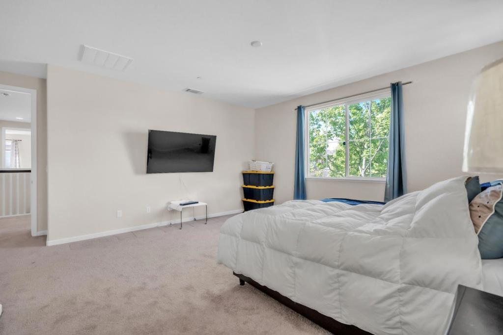Fairfield, California, 94533, United States, 4 Bedrooms Bedrooms, ,3 BathroomsBathrooms,Residential,For Sale,2033917