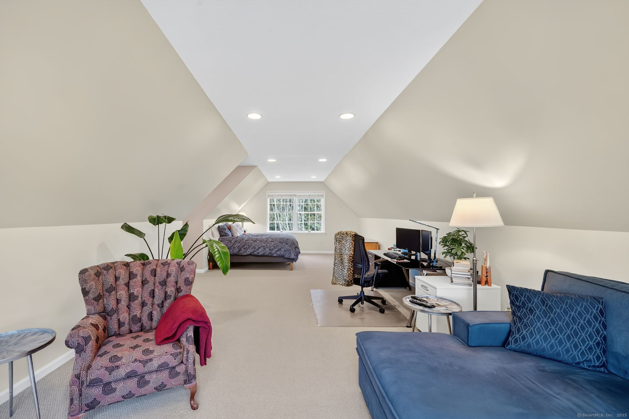 Suffield, Connecticut, 06078, United States, 4 Bedrooms Bedrooms, ,3 BathroomsBathrooms,Residential,For Sale,1927019