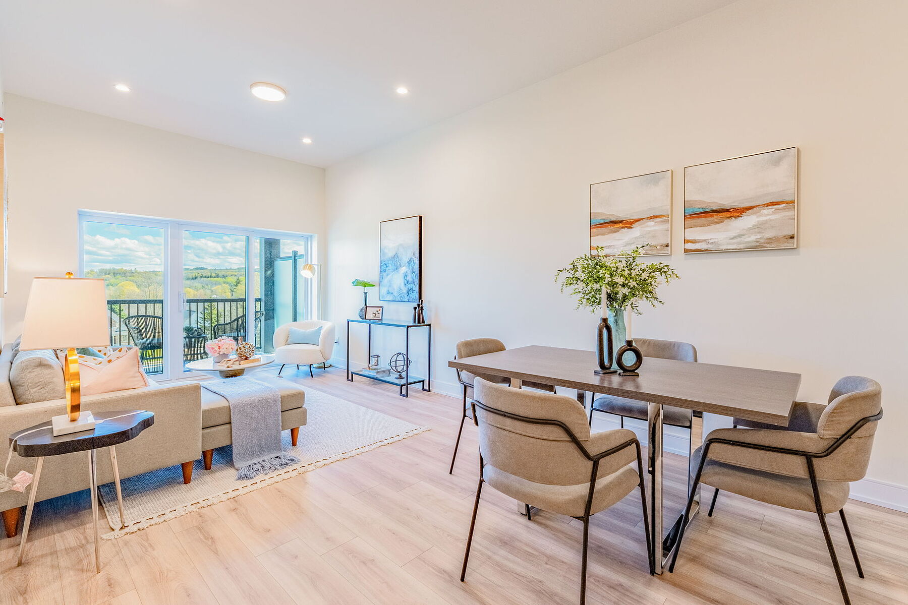  Bright & Spacious Condo Living - 物件實景