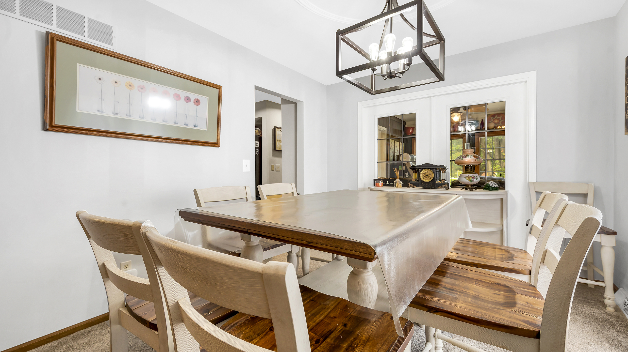 Waterloo, Illinois, 62298, United States, 3 Bedrooms Bedrooms, ,3 BathroomsBathrooms,Residential,For Sale,1986147