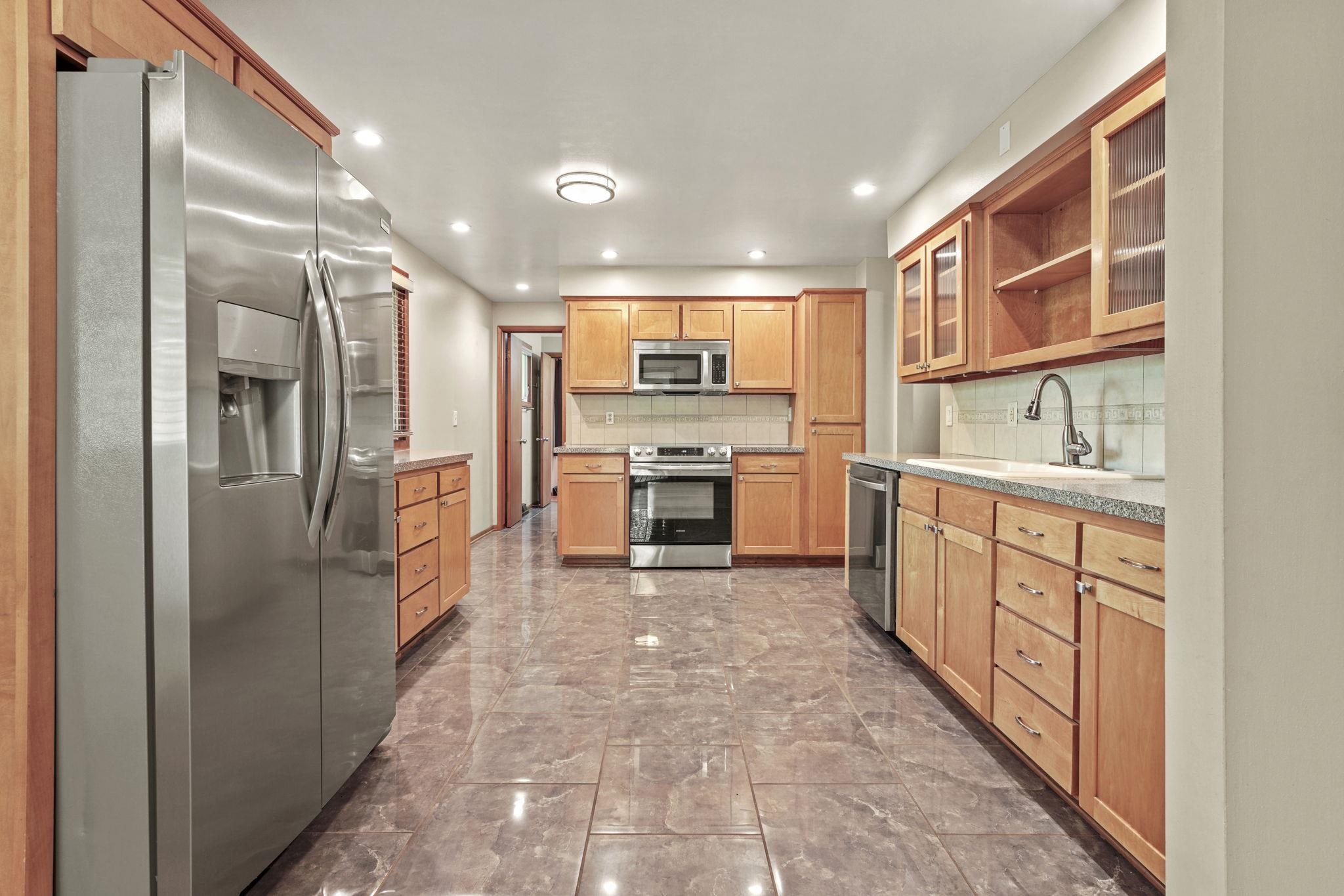 Spokane, Washington, 99208, United States, 4 Bedrooms Bedrooms, ,3 BathroomsBathrooms,Residential,For Sale,1938722