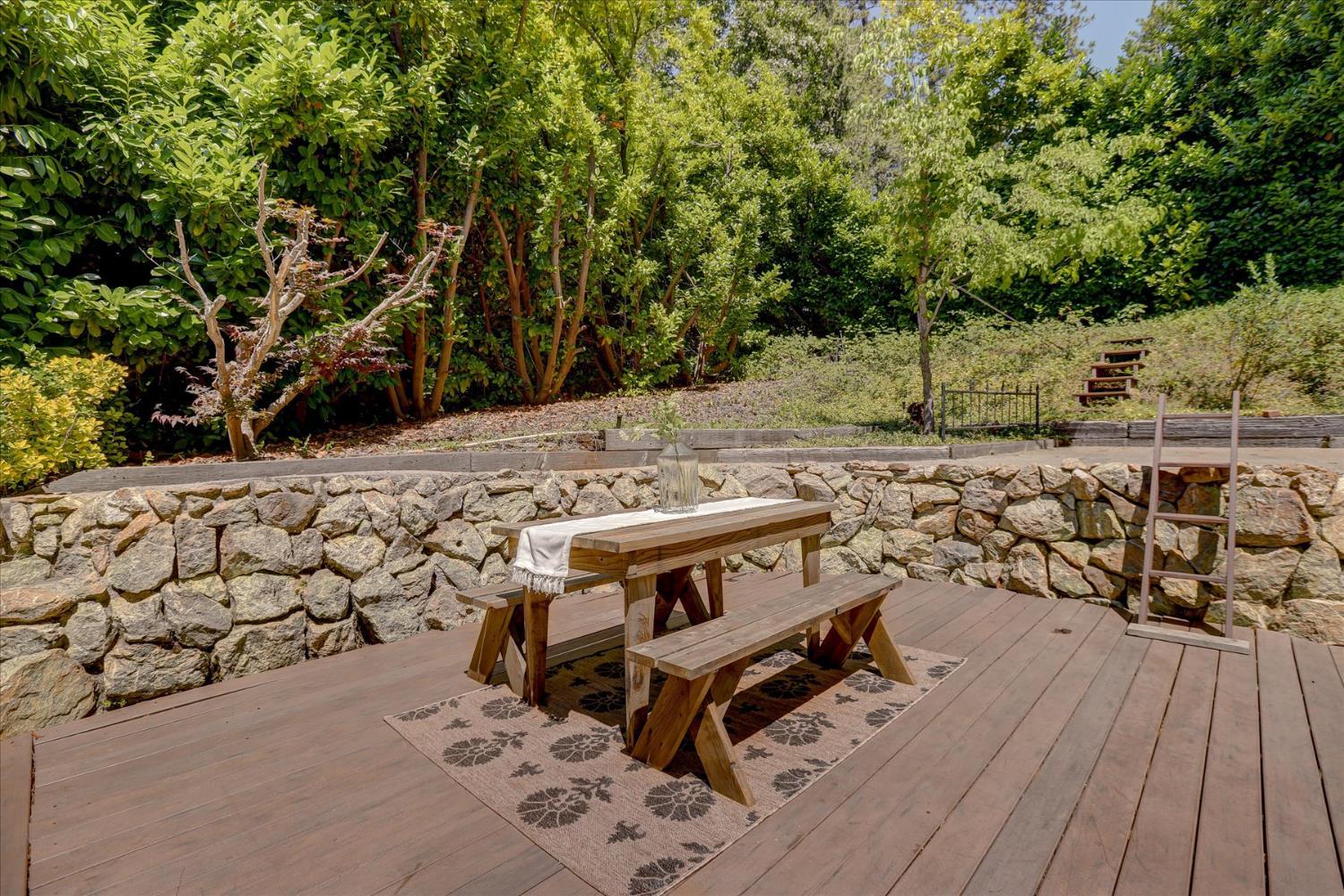 Nevada City, California, 95959, United States, 3 Bedrooms Bedrooms, ,3 BathroomsBathrooms,Residential,For Sale,1858077