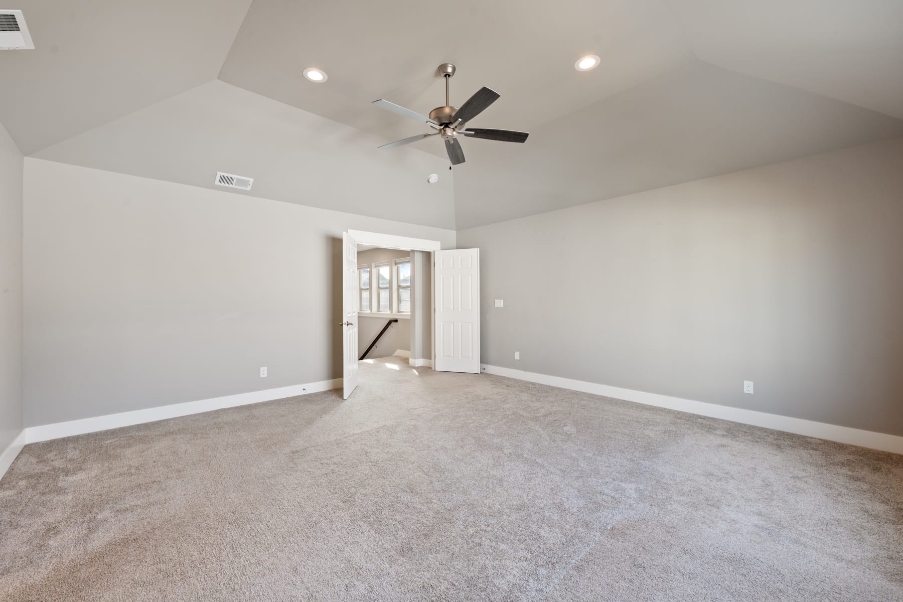  20606 SE Slate Avenue Bend, OR 97702 - 物件實景