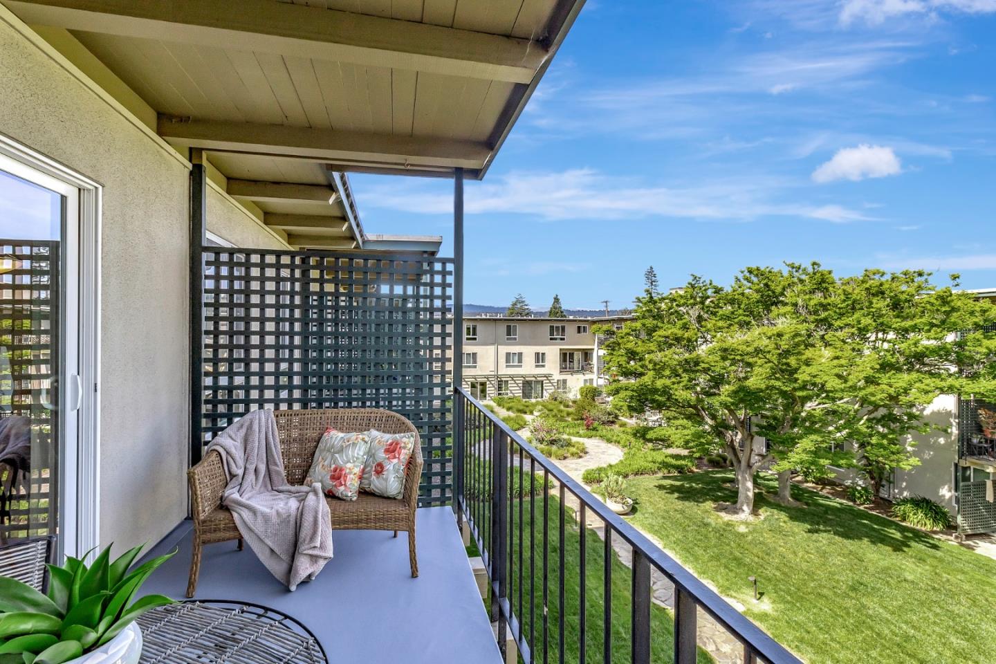 San Mateo, California, 94402, United States, 1 Bedroom Bedrooms, ,1 BathroomBathrooms,Residential,For Sale,1785203