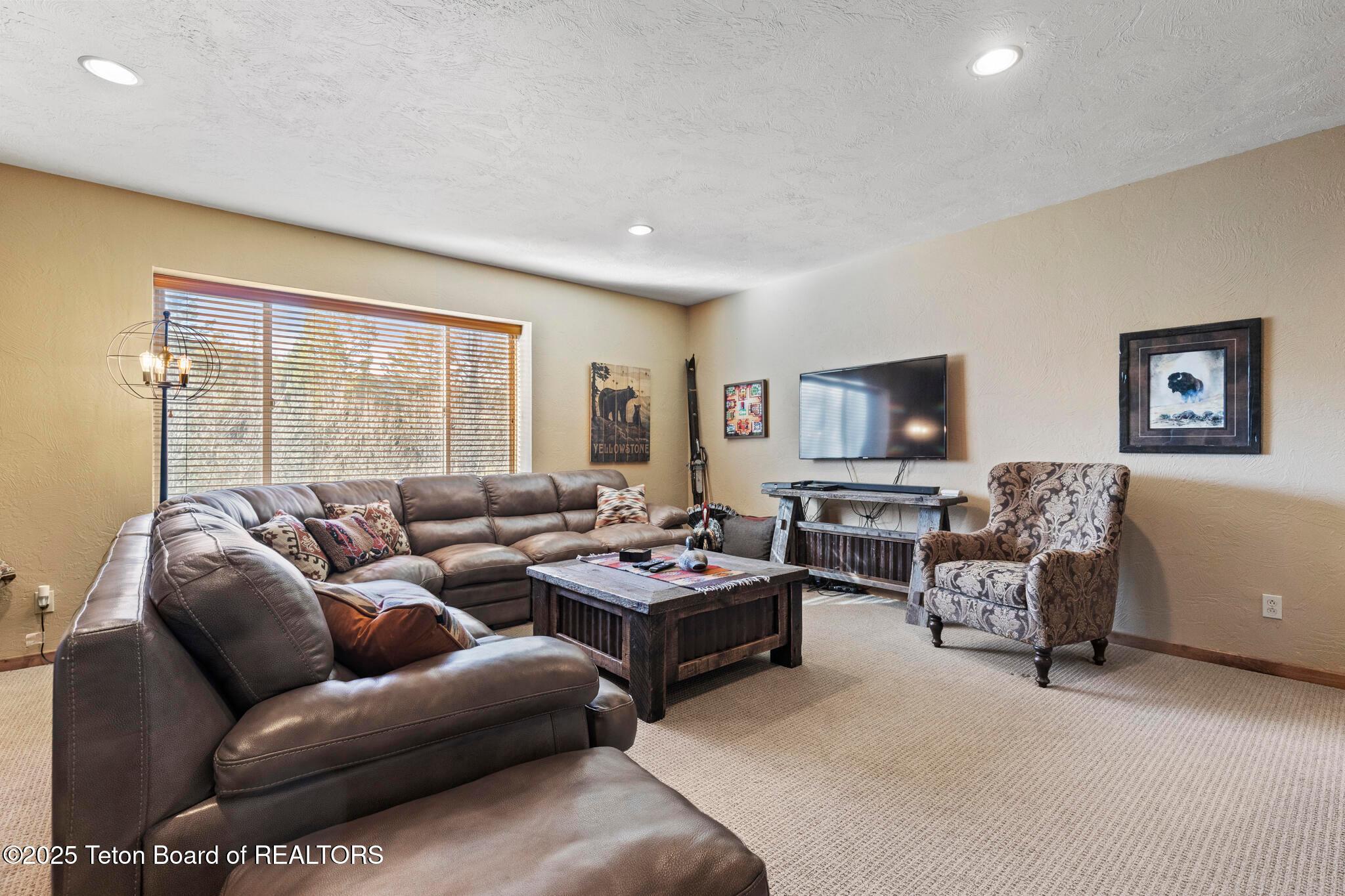 Tetonia, Idaho, 83452, United States, 4 Bedrooms Bedrooms, ,3 BathroomsBathrooms,Residential,For Sale,1989116