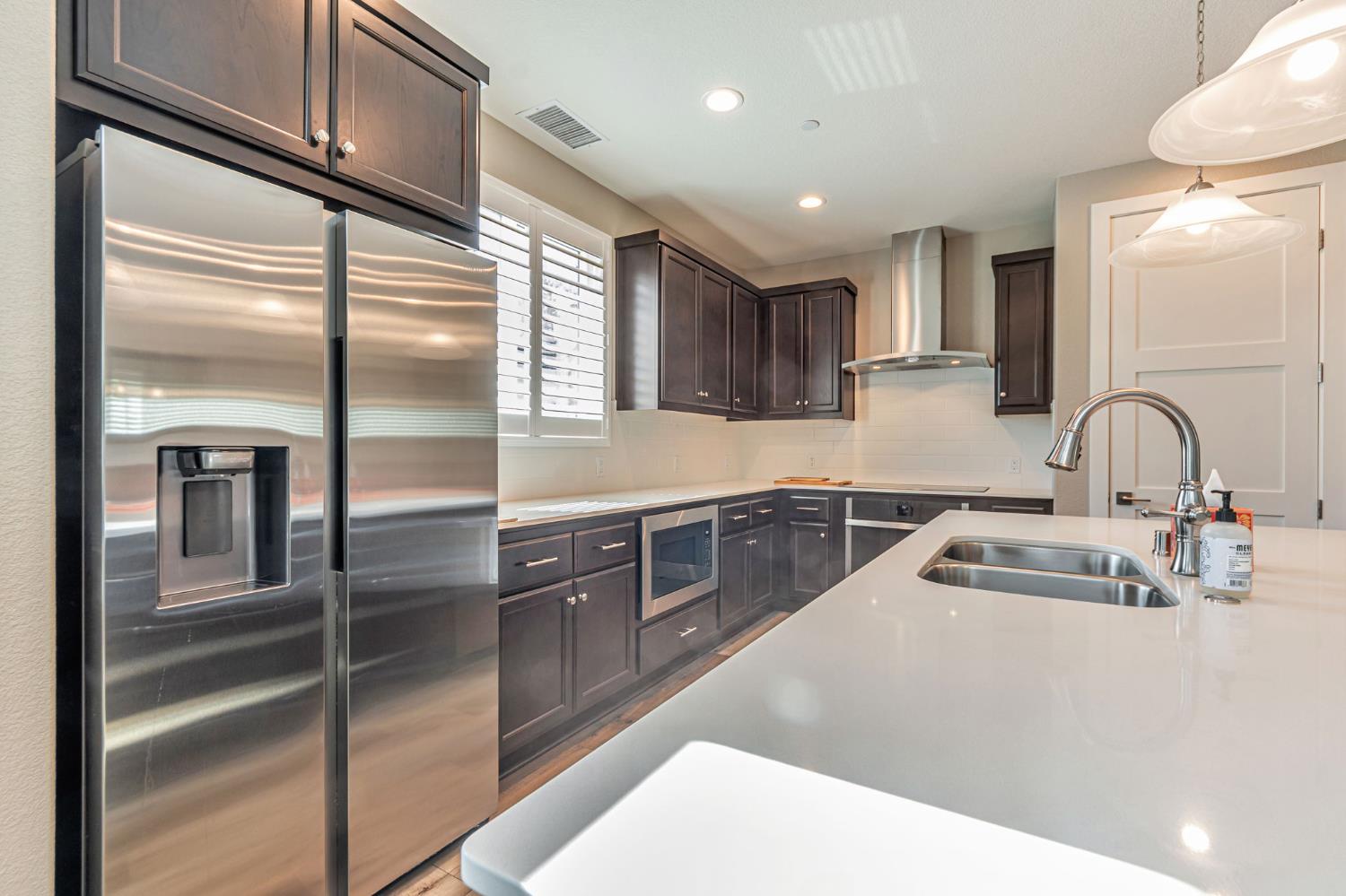 Colfax, California, 95713, United States, 3 Bedrooms Bedrooms, ,3 BathroomsBathrooms,Residential,For Sale,1883373