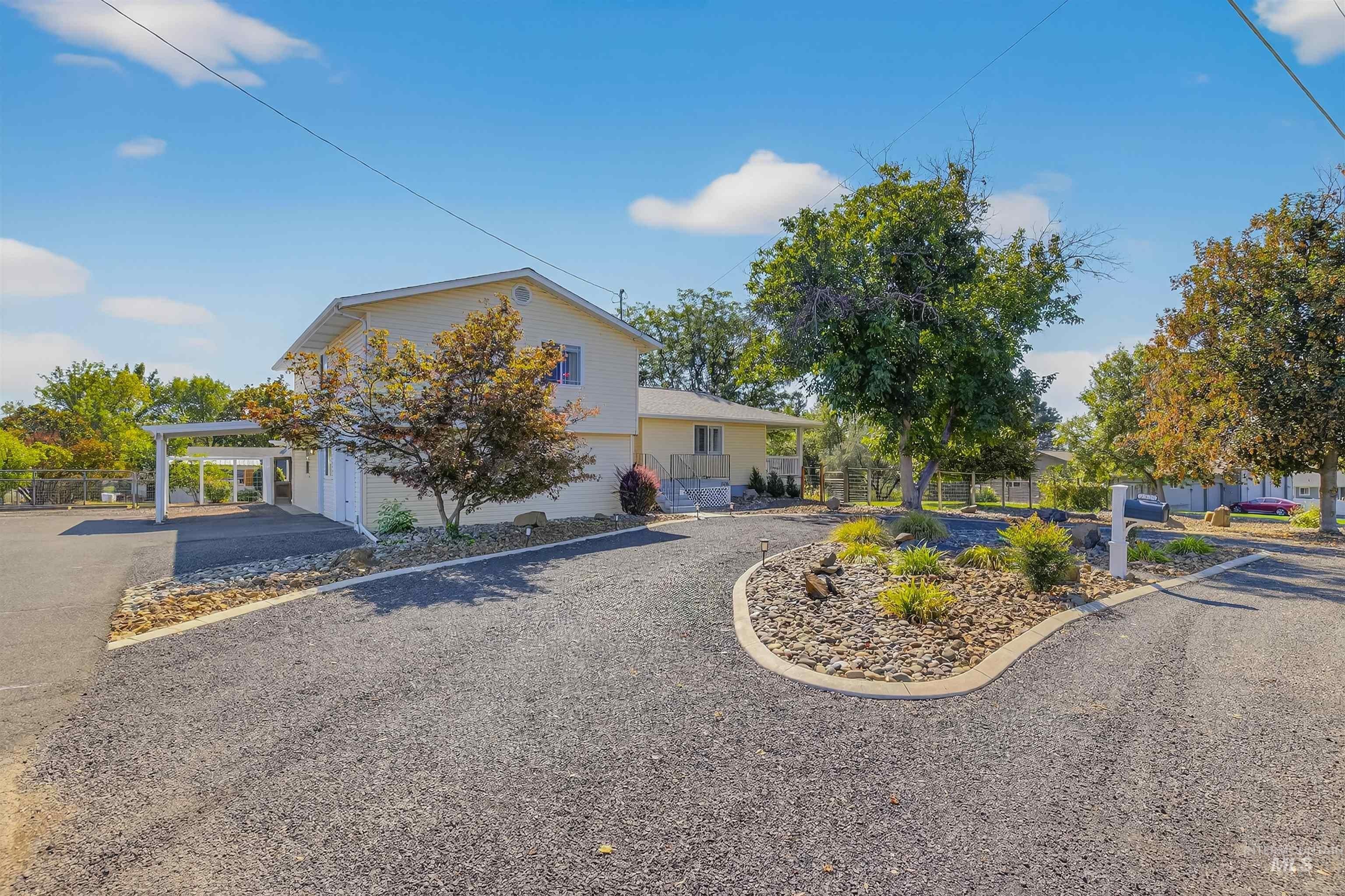 Clarkston, Washington, 99403, United States, 3 Bedrooms Bedrooms, ,3 BathroomsBathrooms,Residential,For Sale,1975063