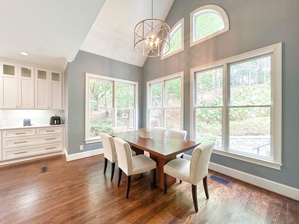 DALTON, Georgia, 30720, United States, 5 Bedrooms Bedrooms, ,5 BathroomsBathrooms,Residential,For Sale,1939642