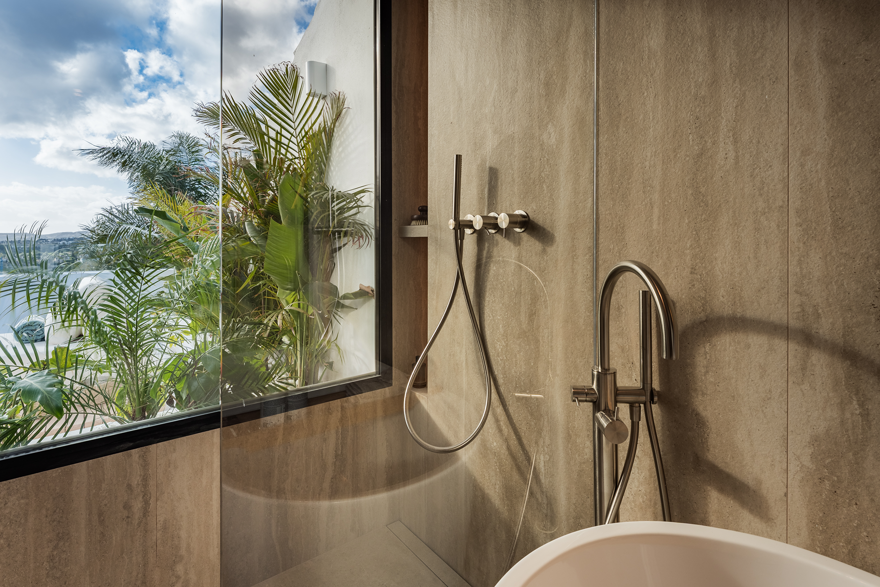  Contemporary Townhouse with Open Views in Aloha Golf, Marbella - 物件實景