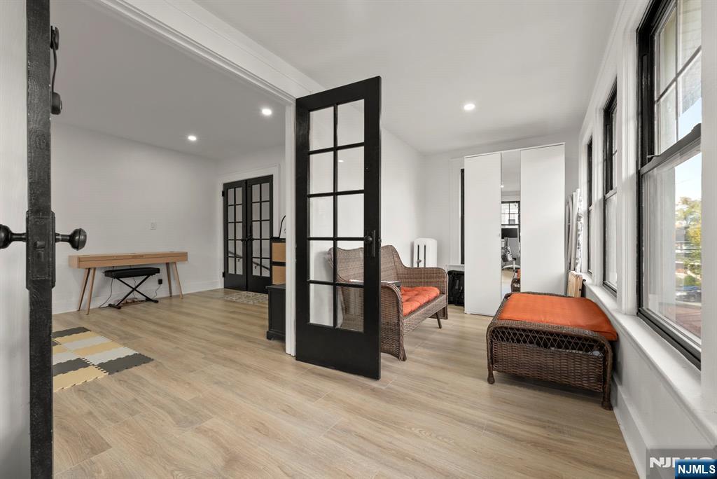 Rutherford, New Jersey, 07070, United States, 4 Bedrooms Bedrooms, ,2 BathroomsBathrooms,Residential,For Sale,1977707