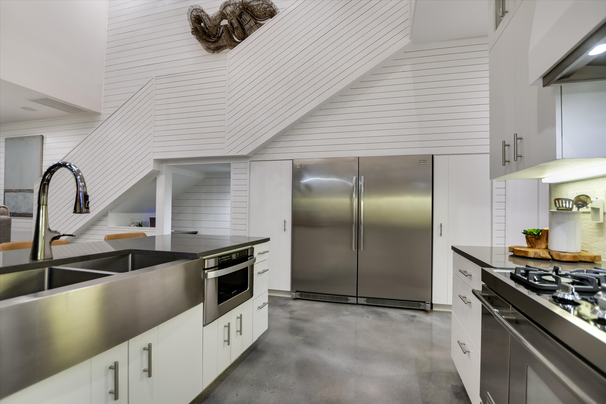  where  modern design meets everyday ease in galindo - 物件實景