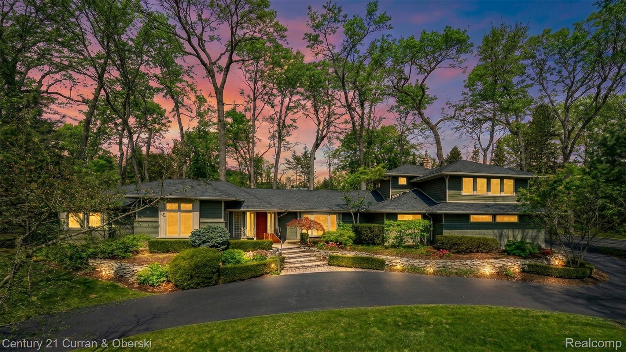 Bloomfield Hills, Michigan, 48301, United States, 4 Bedrooms Bedrooms, ,4 BathroomsBathrooms,Residential,For Sale,2035852