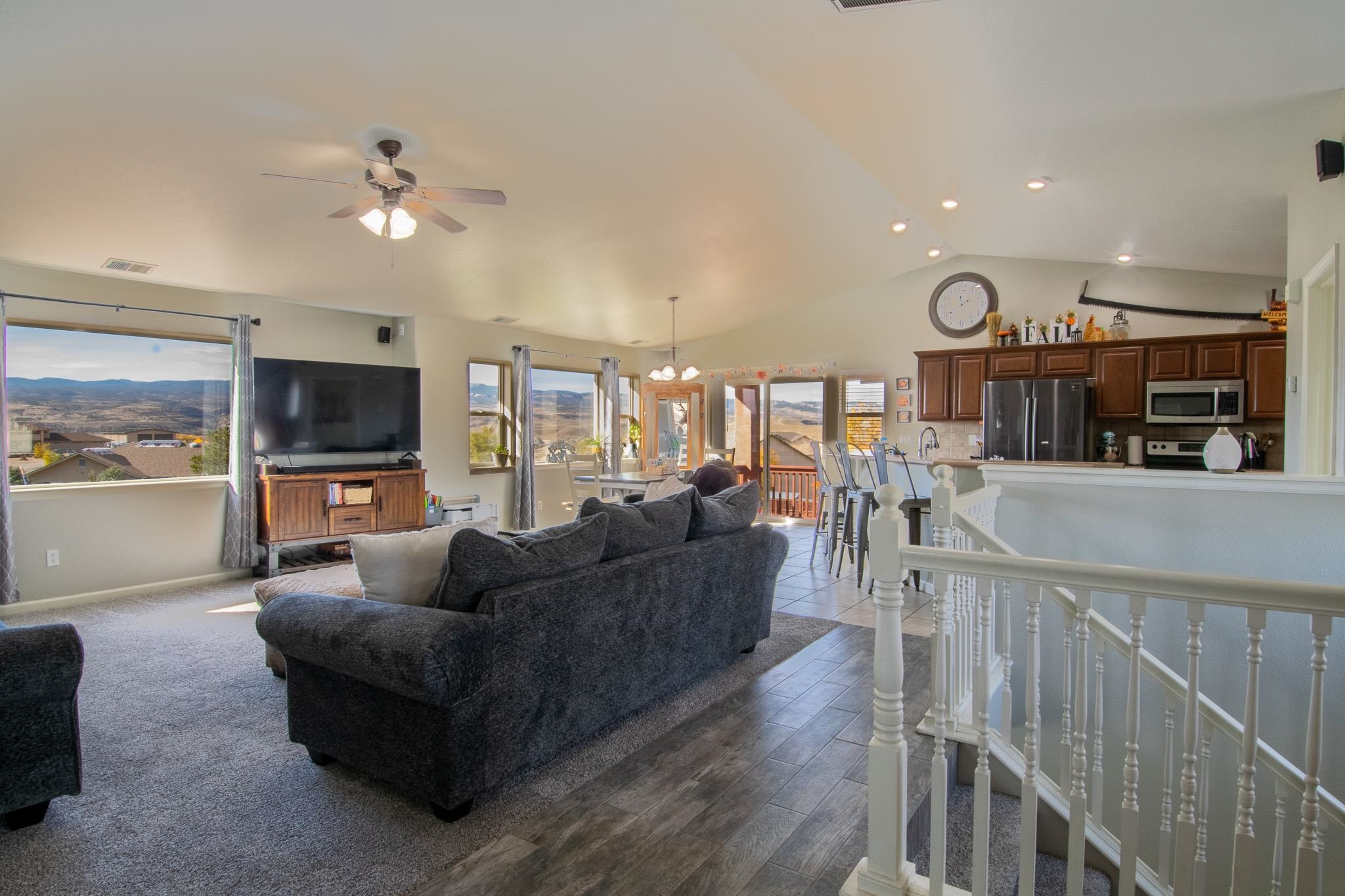 Whitewater, Colorado, 81527, United States, 4 Bedrooms Bedrooms, ,3 BathroomsBathrooms,Residential,For Sale,1987971