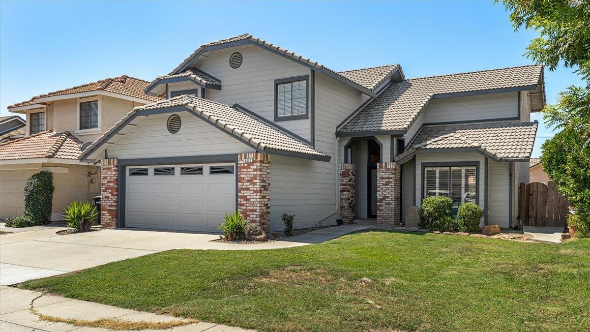 Ceres, California, 95307, United States, 4 Bedrooms Bedrooms, ,3 BathroomsBathrooms,Residential,For Sale,1938445