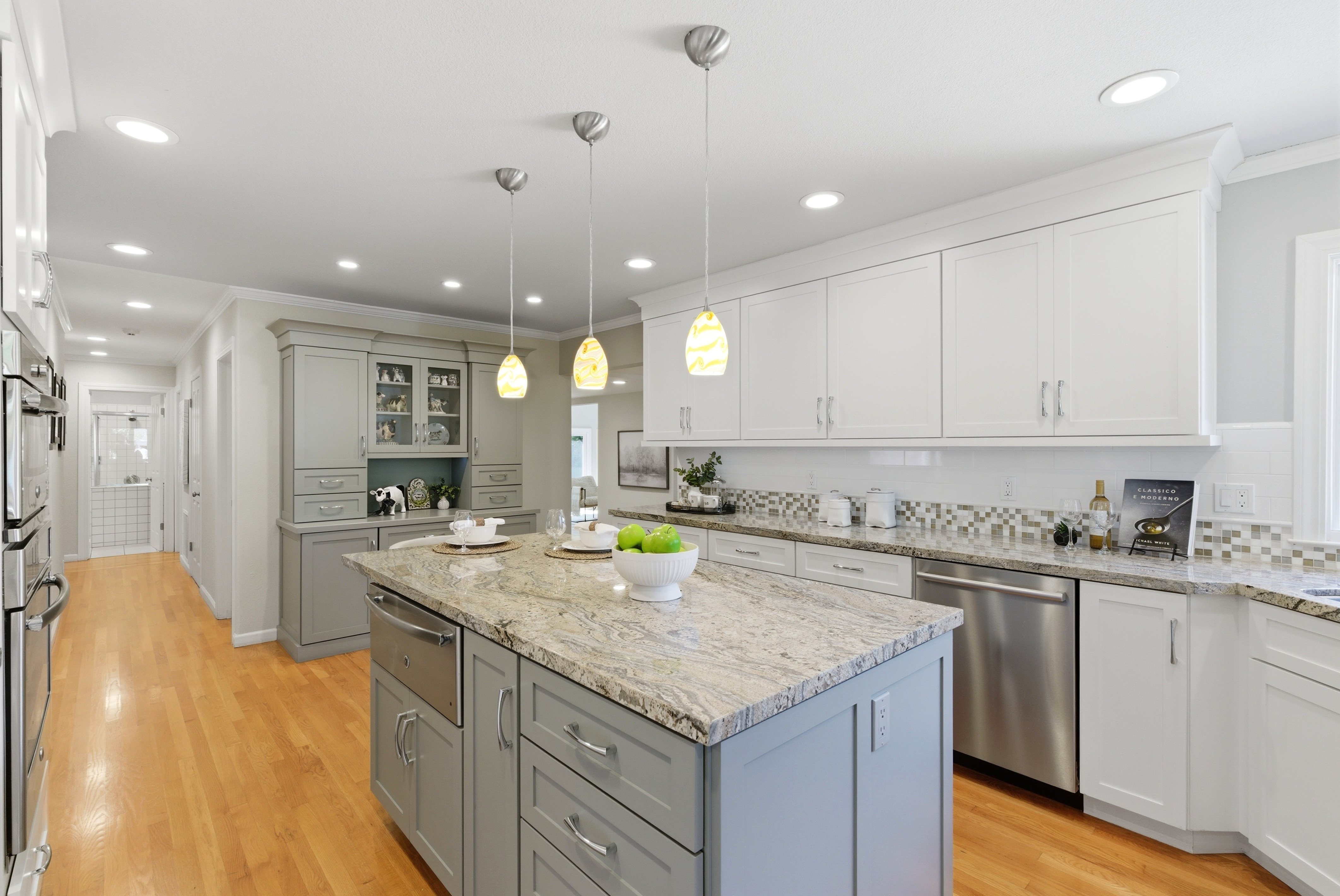  Elegant Single-Story Living on a Premier Corner Lot in Monte Sereno - 物件實景