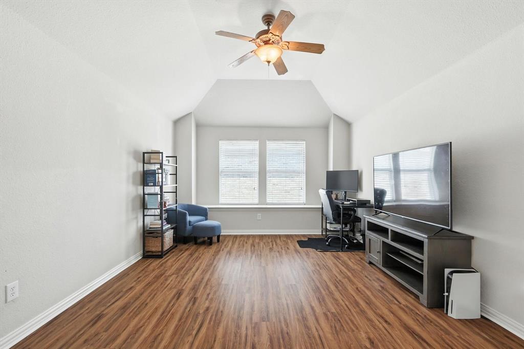 Grand Prairie, Texas, 75054, United States, 4 Bedrooms Bedrooms, ,4 BathroomsBathrooms,Residential,For Sale,1925878