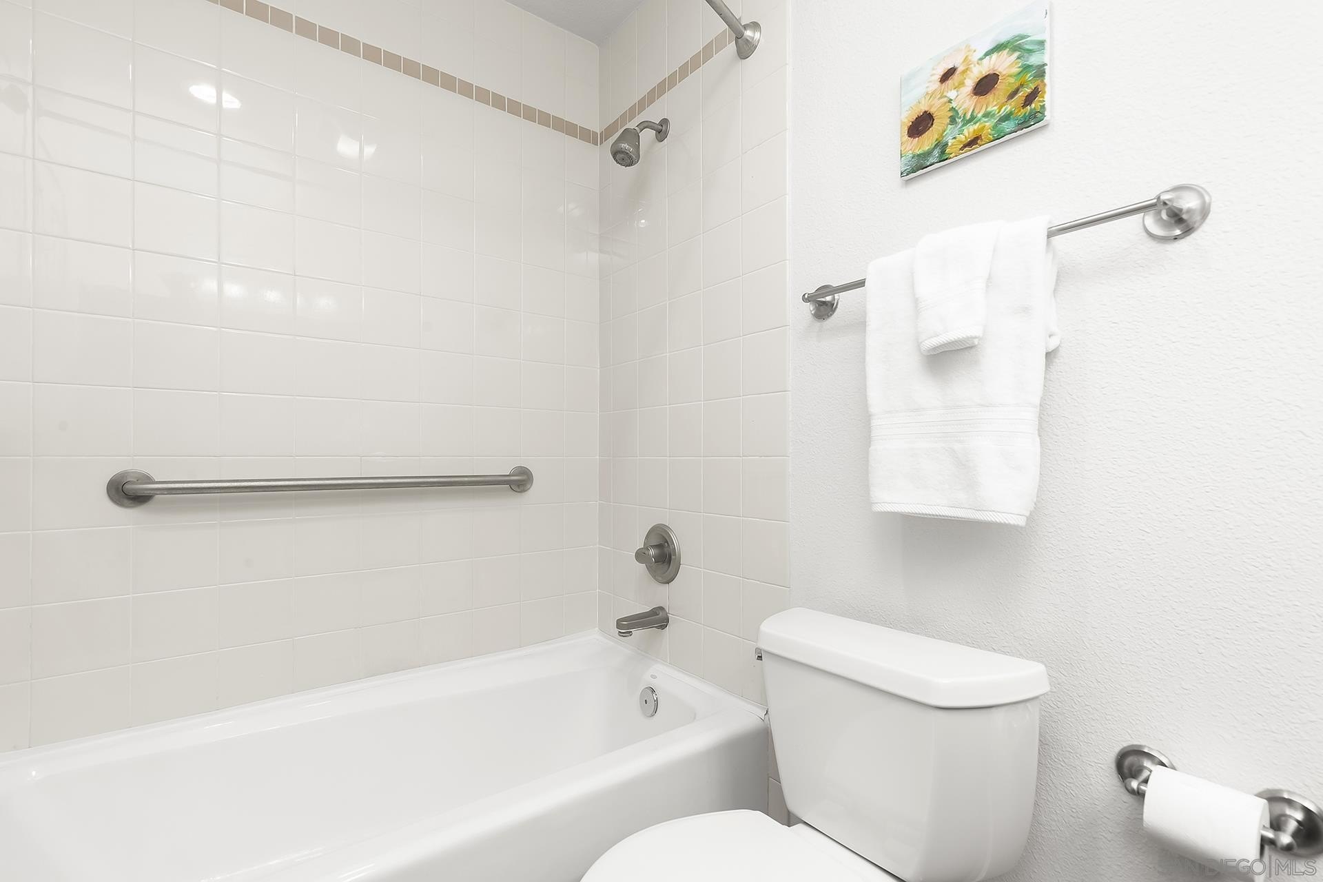 8512 Via Mallorca F, La Jolla, California, 92037, United States, 1 Bedroom Bedrooms, ,1 BathroomBathrooms,Residential,For Sale,8512 Via Mallorca F,1682425