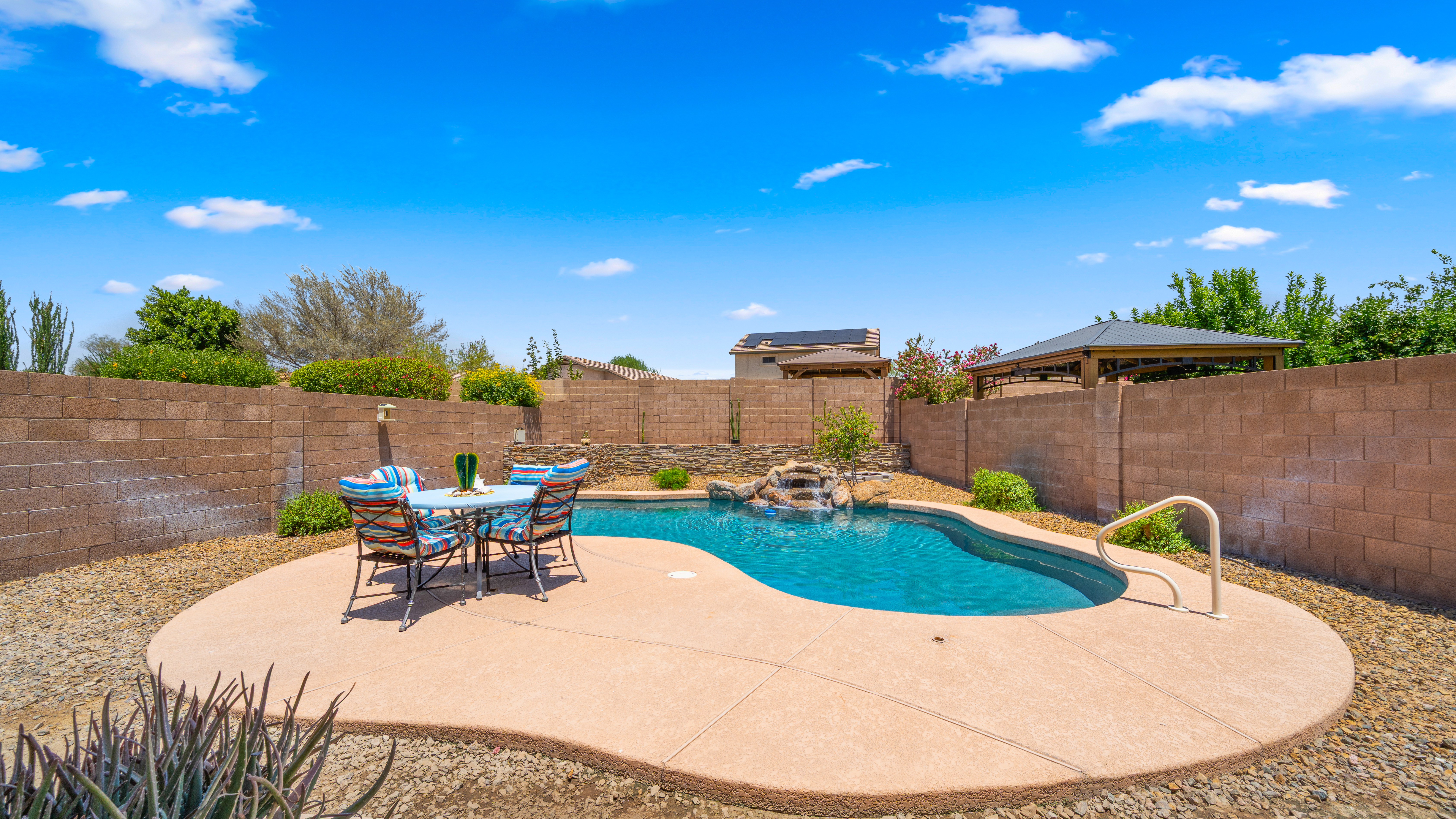  4820 E Melinda Ln¦Phoenix, AZ - 物件實景