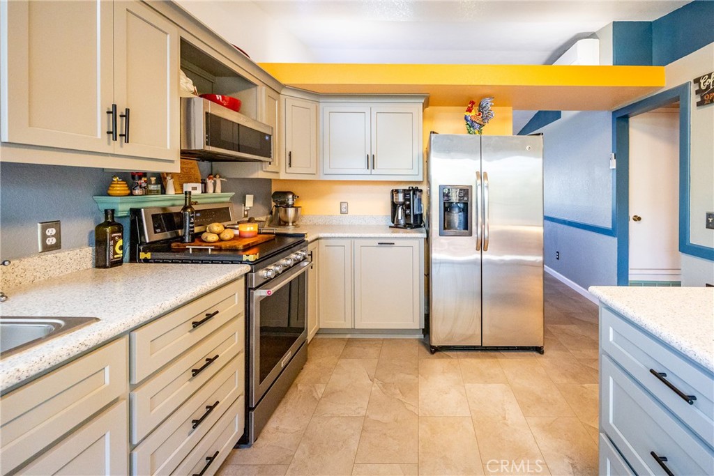 Paso Robles, California, 93446, United States, 2 Bedrooms Bedrooms, ,2 BathroomsBathrooms,Residential,For Sale,1977542