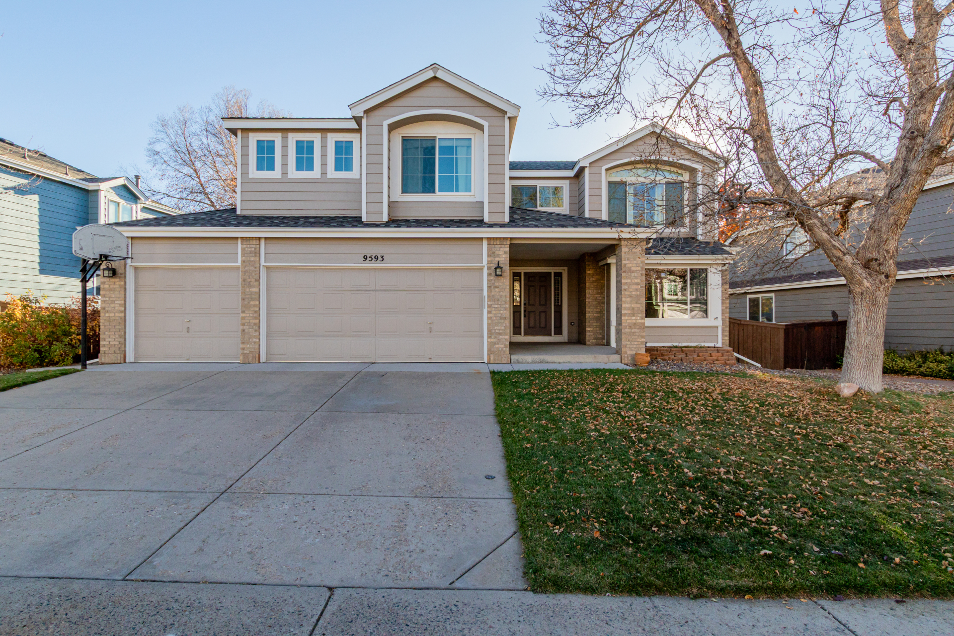 Highlands Ranch, Colorado, 80129, United States, 4 Bedrooms Bedrooms, ,3 BathroomsBathrooms,Residential,For Sale,1987308