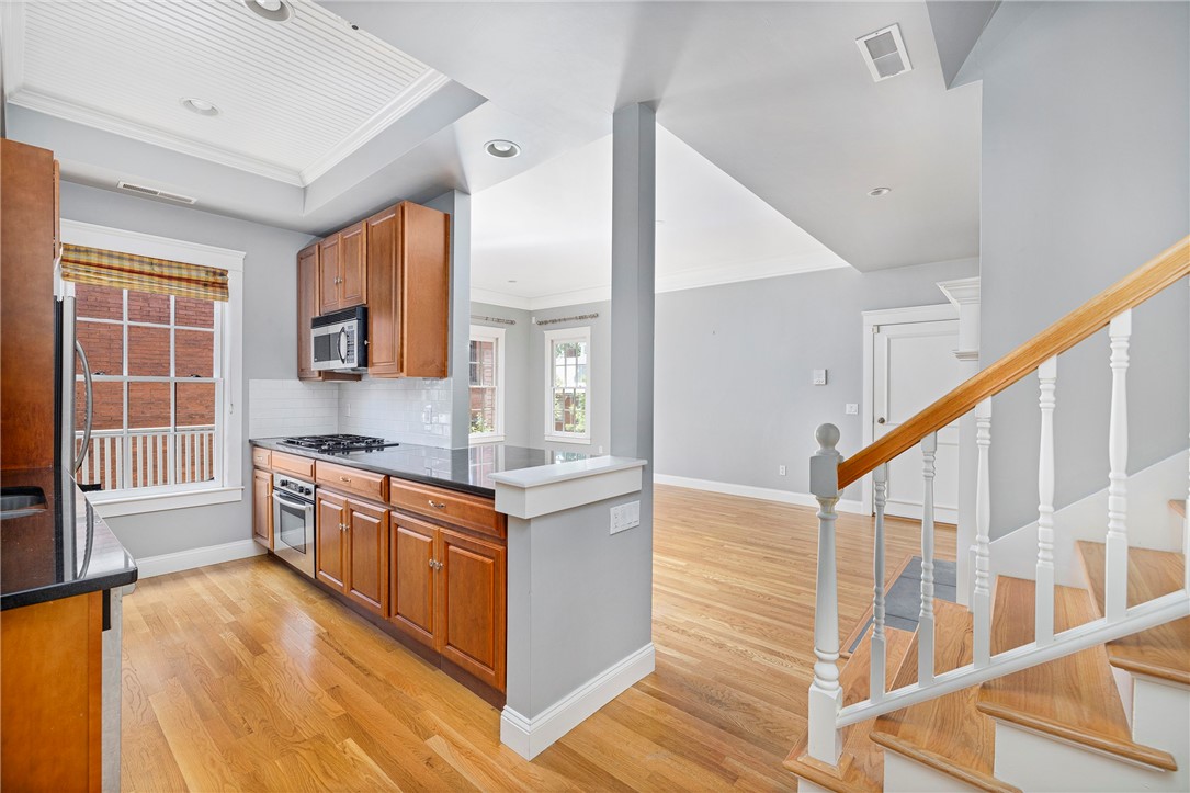 Providence, Rhode Island, 02903, United States, 2 Bedrooms Bedrooms, ,2 BathroomsBathrooms,Residential,For Sale,1868590