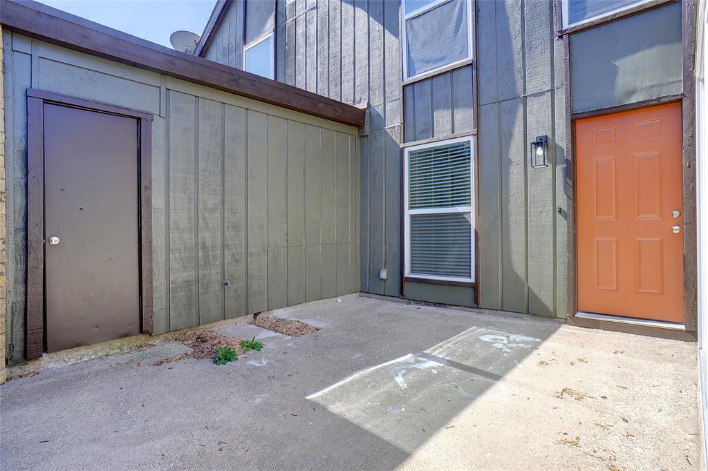 Dallas, Texas, 75236, United States, 23 Bedrooms Bedrooms, ,20 BathroomsBathrooms,Residential,For Sale,1983380