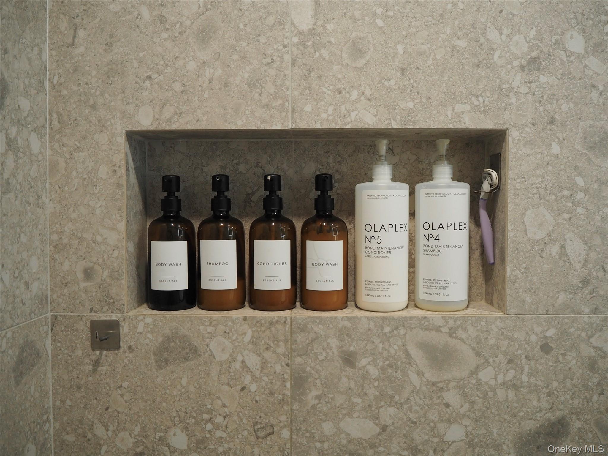 White Plains, New York, 10605, United States, 1 Bedroom Bedrooms, ,2 BathroomsBathrooms,Residential,For Sale,1988254