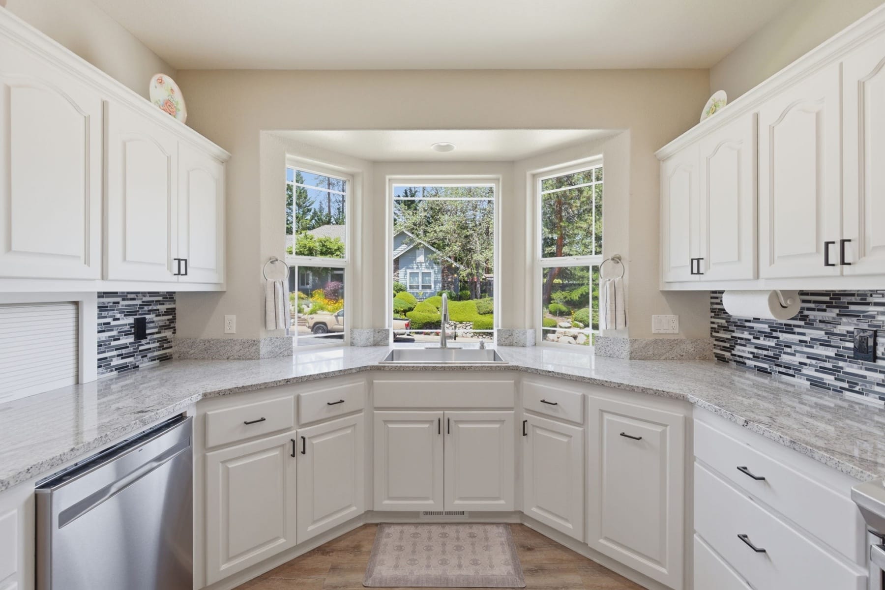  965 NW Valley View Drive Grants Pass, OR 97526 - 物件實景
