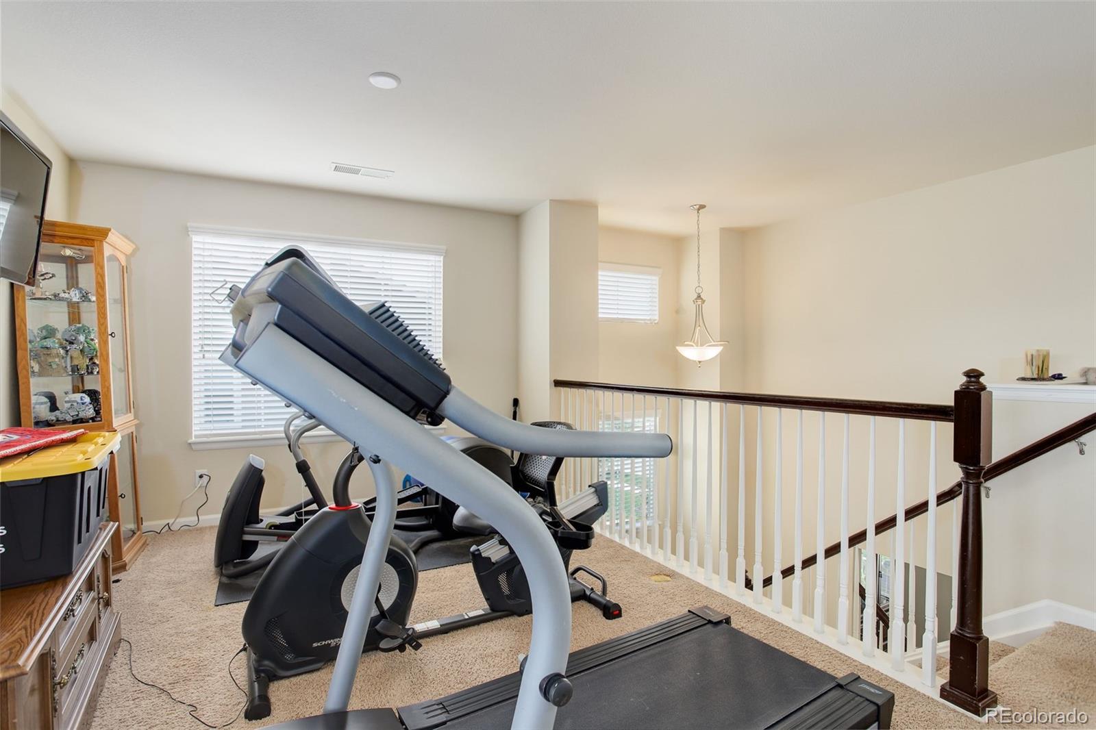 Aurora, Colorado, 80016, United States, 3 Bedrooms Bedrooms, ,3 BathroomsBathrooms,Residential,For Sale,1940296