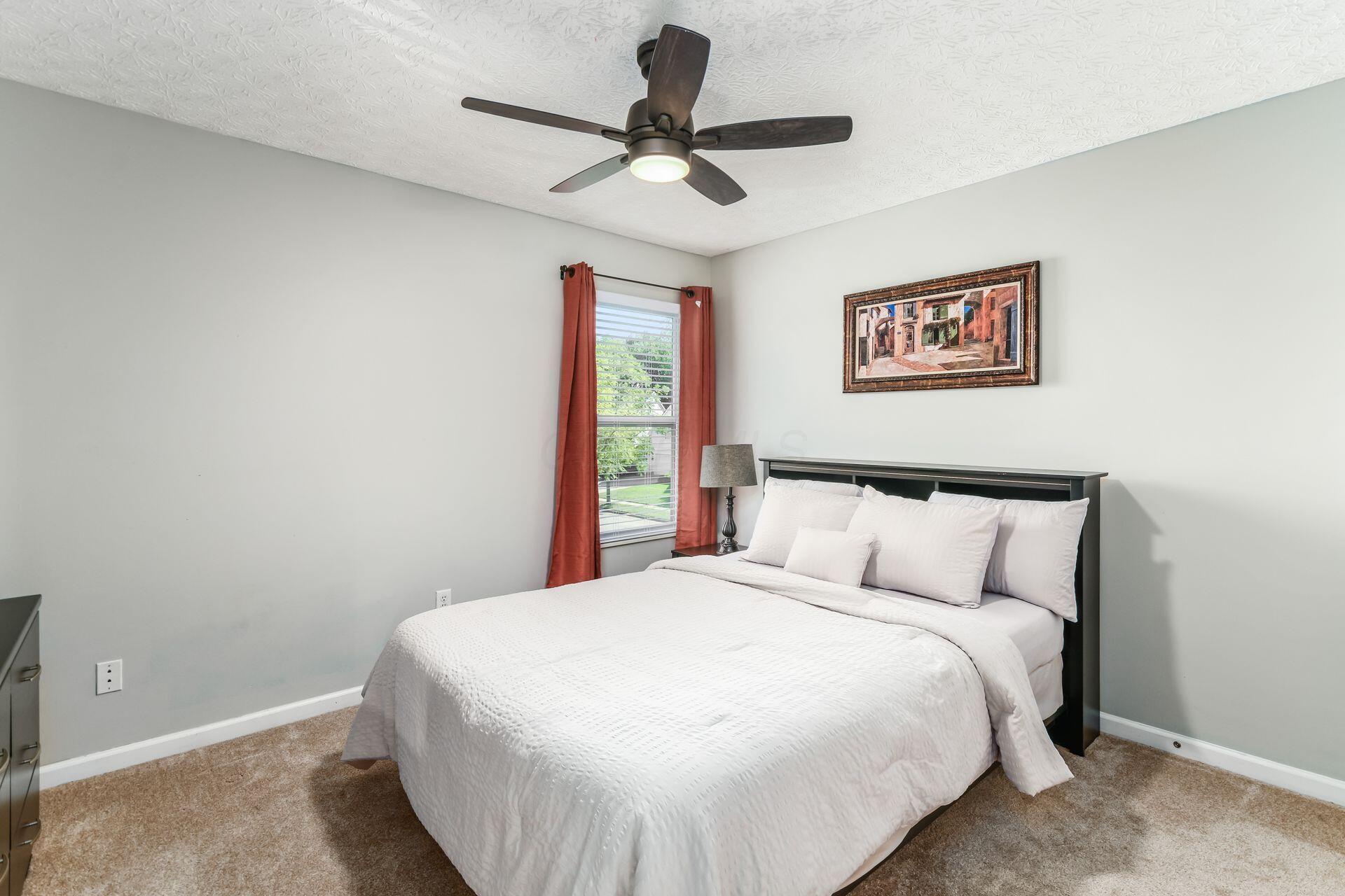 Hilliard, Ohio, 43026, United States, 4 Bedrooms Bedrooms, ,4 BathroomsBathrooms,Residential,For Sale,1965568