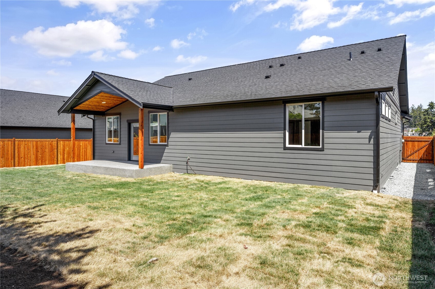 Oak Harbor, Washington, 98277, United States, 4 Bedrooms Bedrooms, ,1 BathroomBathrooms,Residential,For Sale,1939652