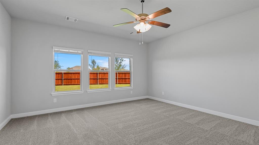 Mansfield, Texas, 76063, United States, 5 Bedrooms Bedrooms, ,3 BathroomsBathrooms,Residential,For Sale,1937196