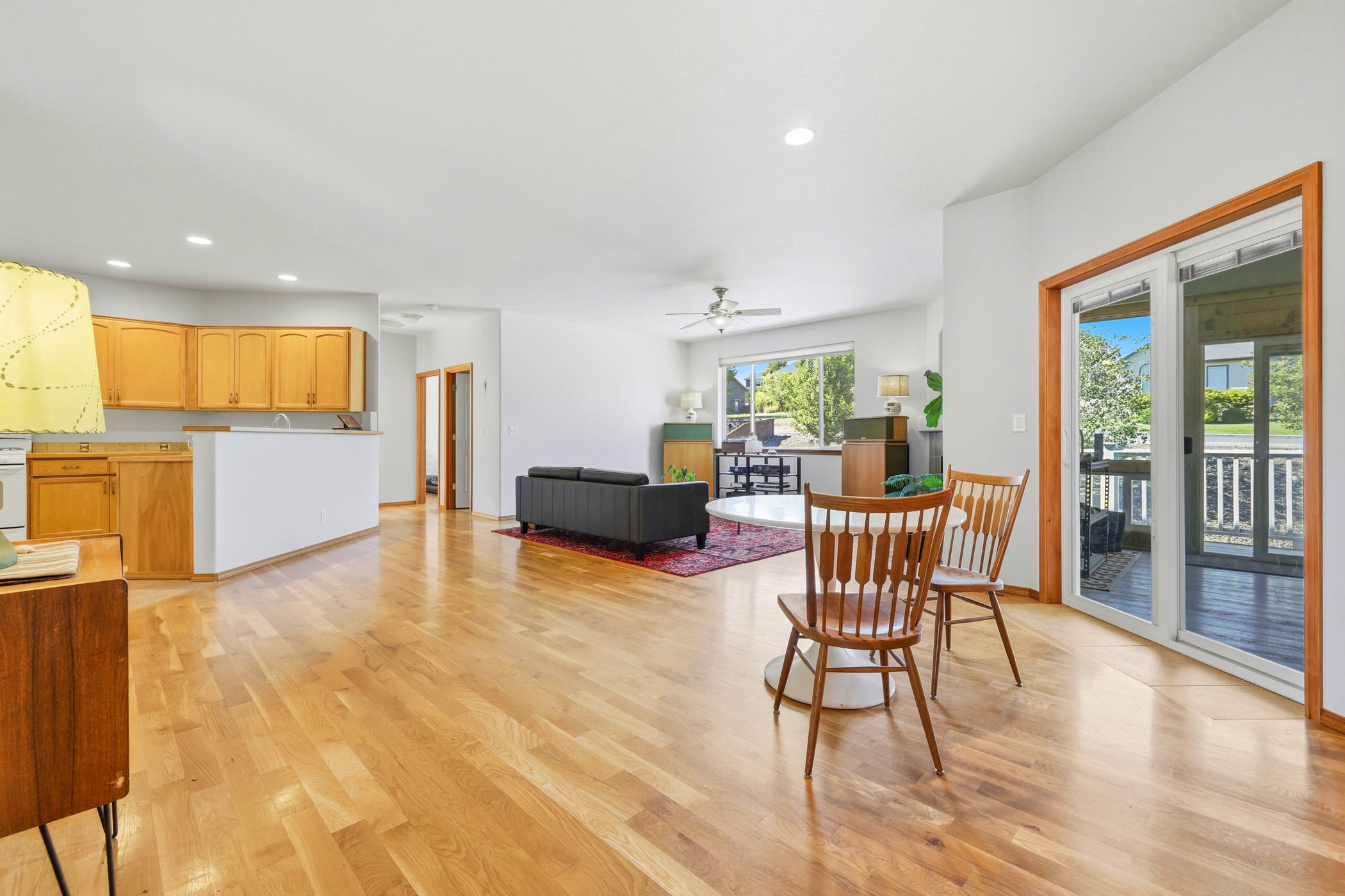  A Rare Creekside Sanctuary in Meadow Park Estates - 物件實景