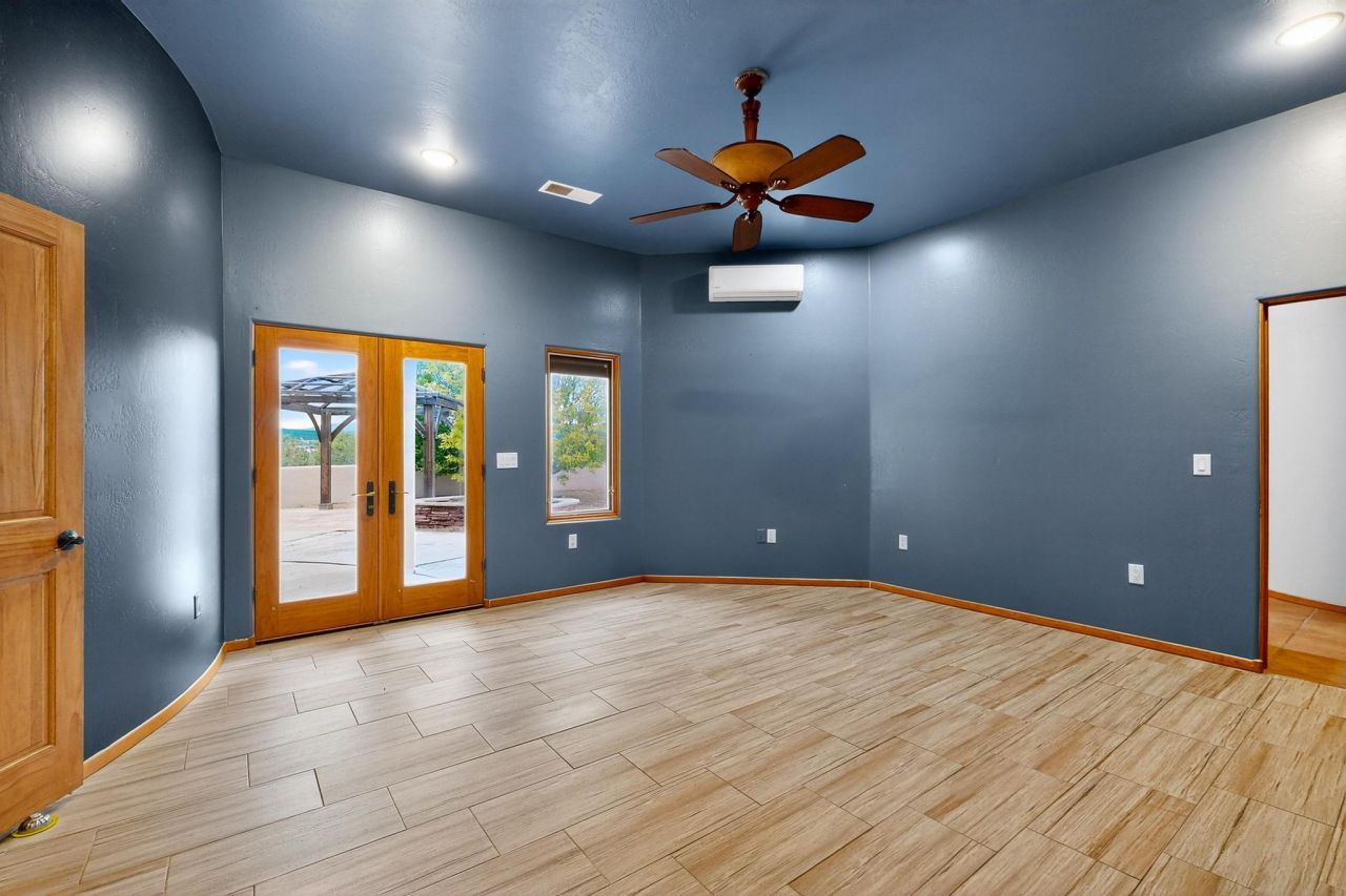 Edgewood, New Mexico, 87015, United States, 3 Bedrooms Bedrooms, ,4 BathroomsBathrooms,Residential,For Sale,1906900
