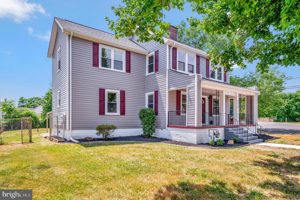 Fredericksburg, Virginia, 22401, United States, 4 Bedrooms Bedrooms, ,3 BathroomsBathrooms,Residential,For Sale,1916037