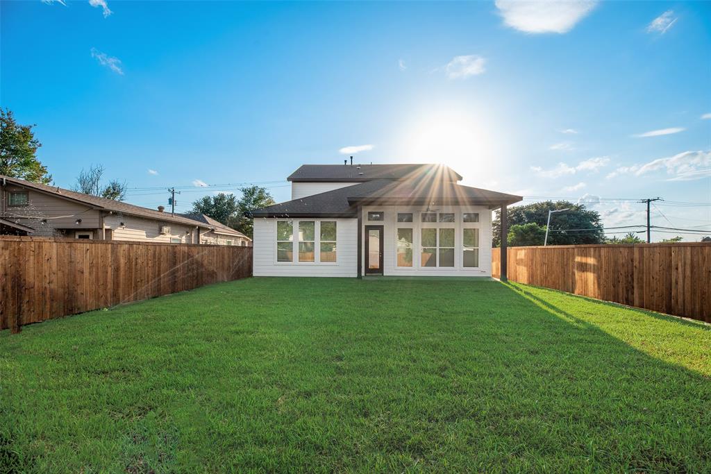 Dallas, Texas, 75211, United States, 4 Bedrooms Bedrooms, ,4 BathroomsBathrooms,Residential,For Sale,1893566