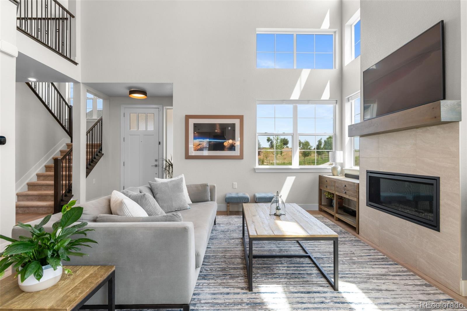 Littleton, Colorado, 80127, United States, 6 Bedrooms Bedrooms, ,2 BathroomsBathrooms,Residential,For Sale,1941297