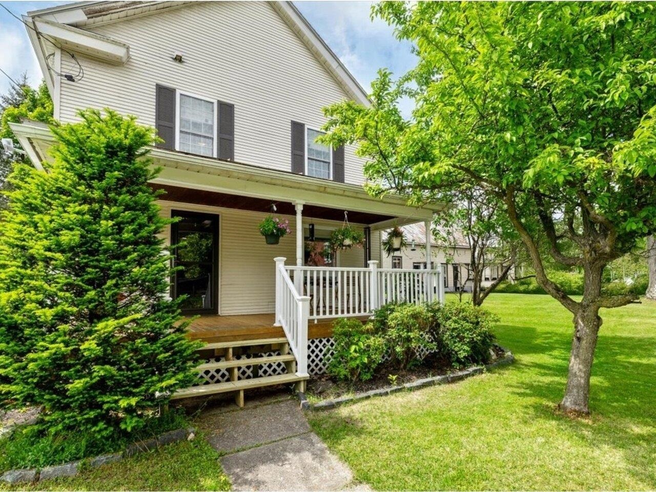 Fairfax, Vermont, 05454, United States, 3 Bedrooms Bedrooms, ,2 BathroomsBathrooms,Residential,For Sale,1846617