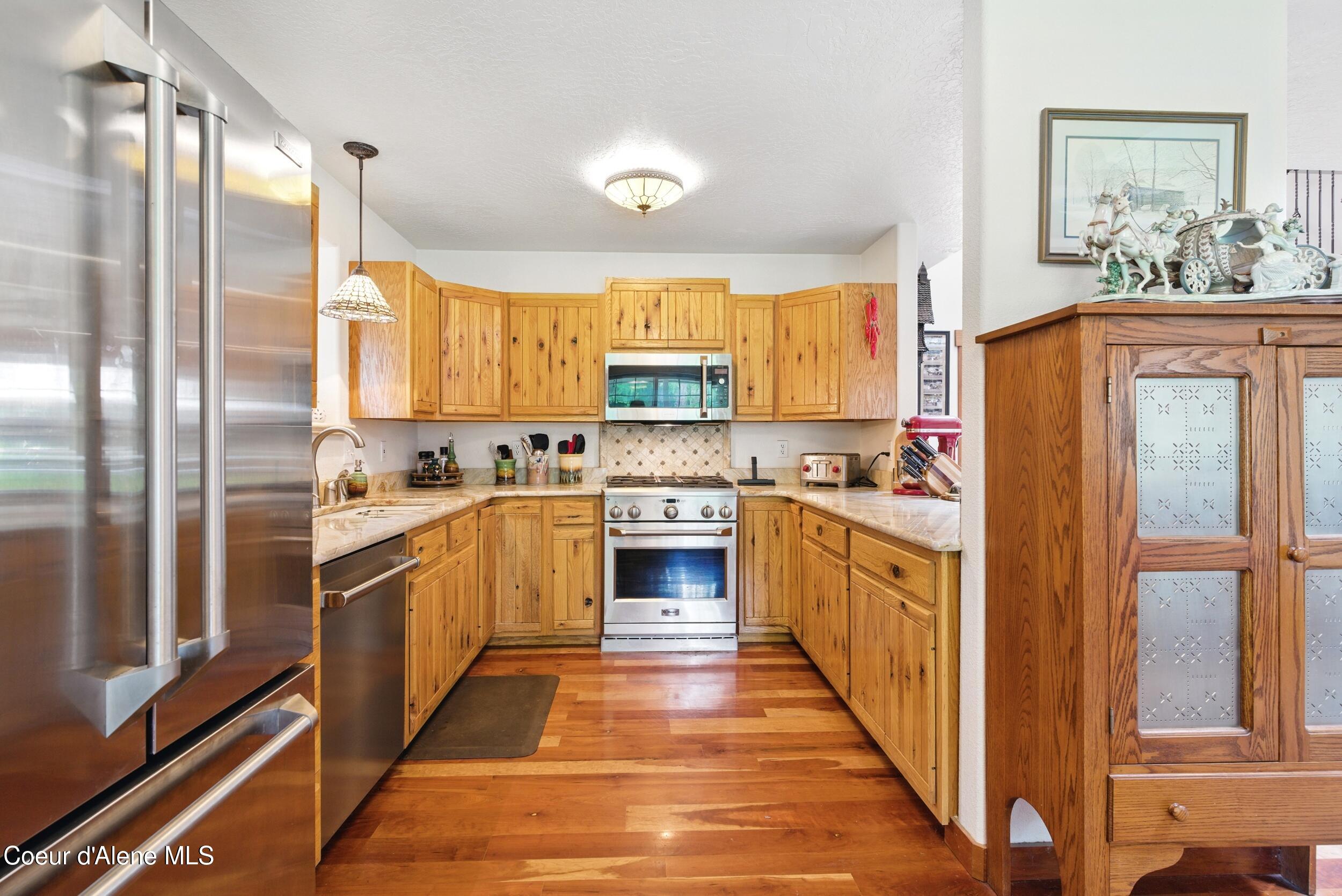 Athol, Idaho, 83801, United States, 6 Bedrooms Bedrooms, ,6 BathroomsBathrooms,Residential,For Sale,1975290