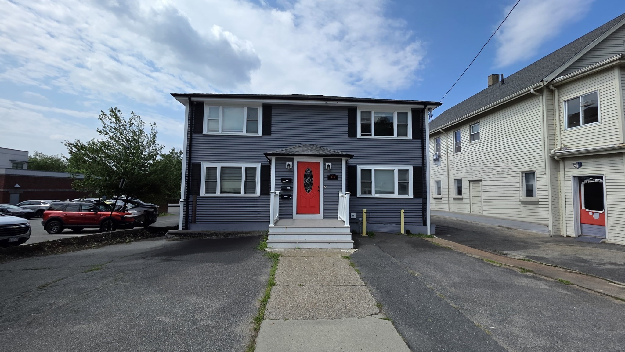 Revere, Massachusetts, 02151, United States, 6 Bedrooms Bedrooms, ,3 BathroomsBathrooms,Residential,For Sale,1898078