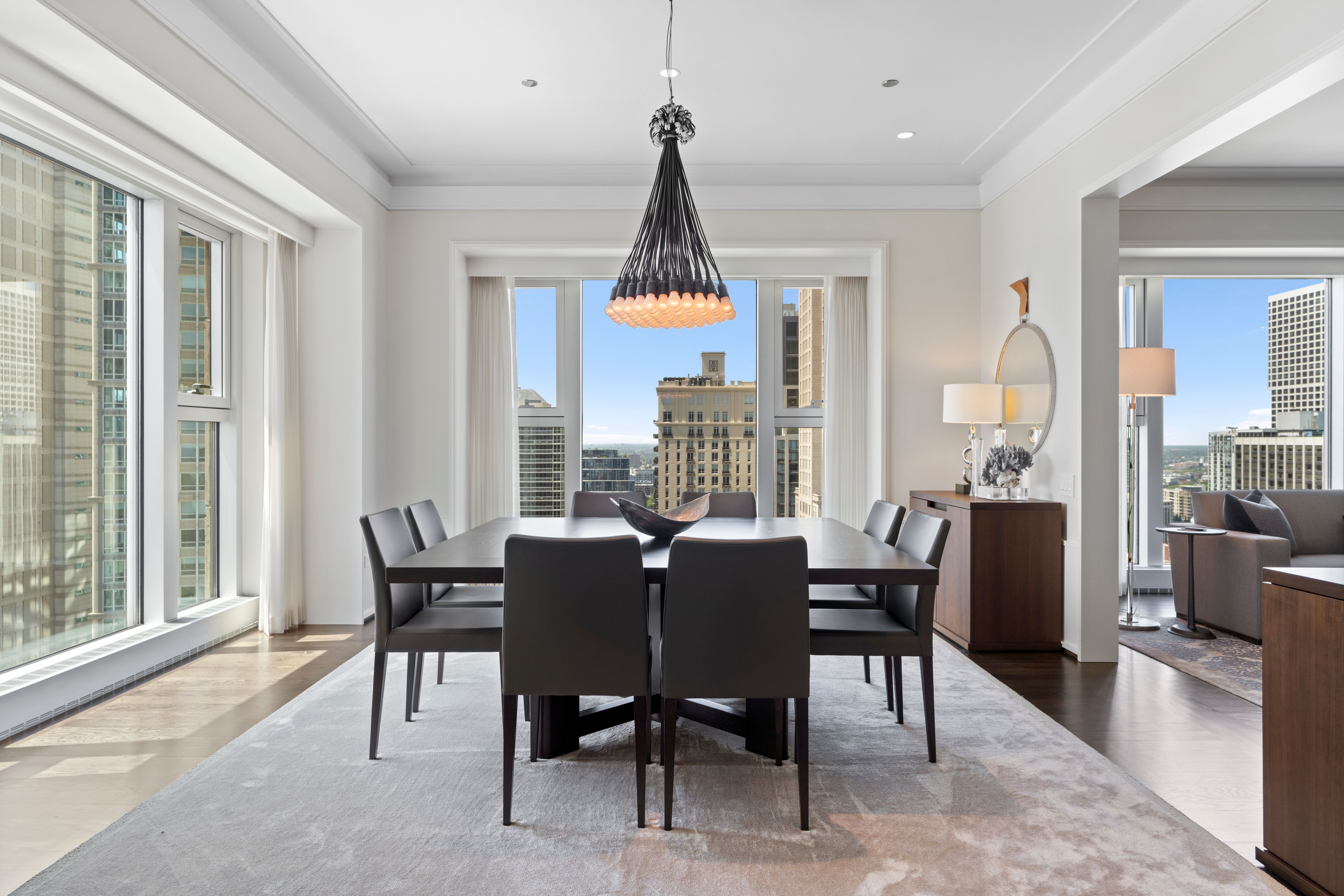  Sophisticated Living with Sweeping City Views - 物件實景