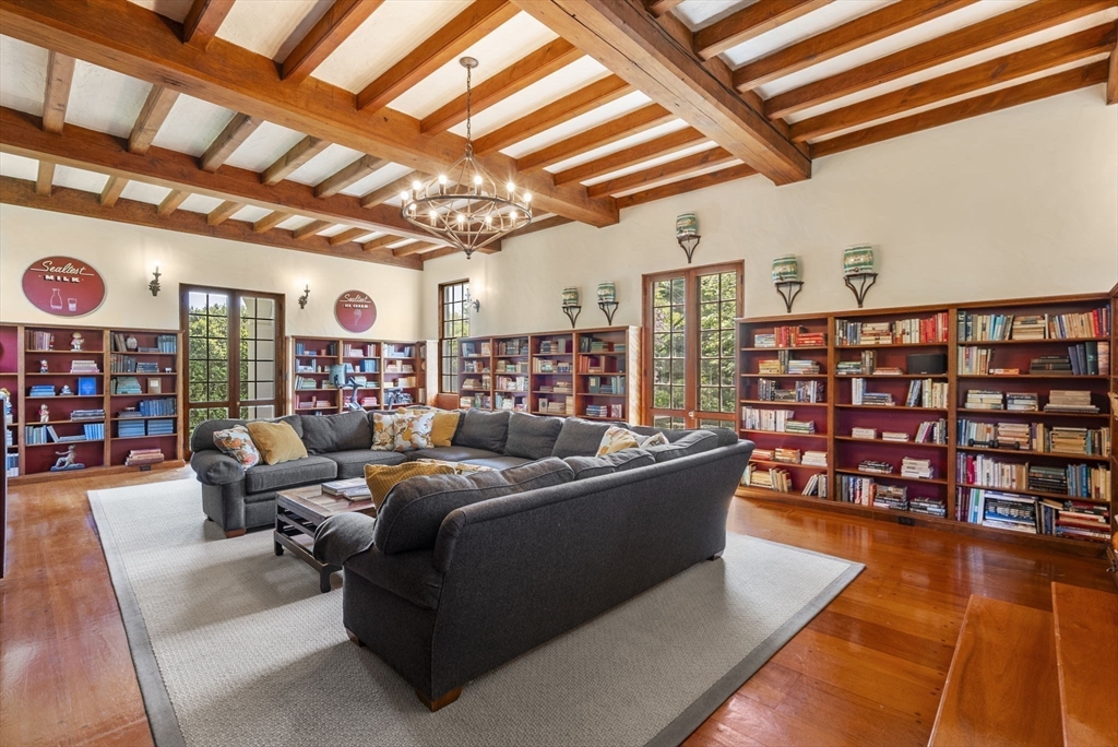 Sudbury, Massachusetts, 01776, United States, 6 Bedrooms Bedrooms, ,6 BathroomsBathrooms,Residential,For Sale,1804131